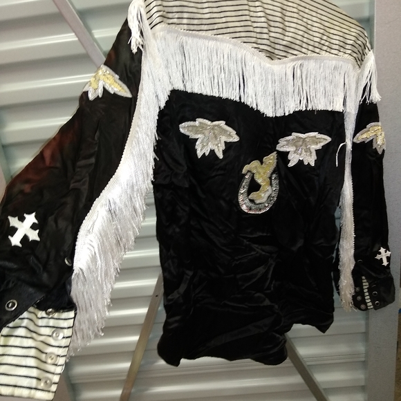 Western and Cowboy and Show and Reenactment Period clothing - Picture 13 of 16